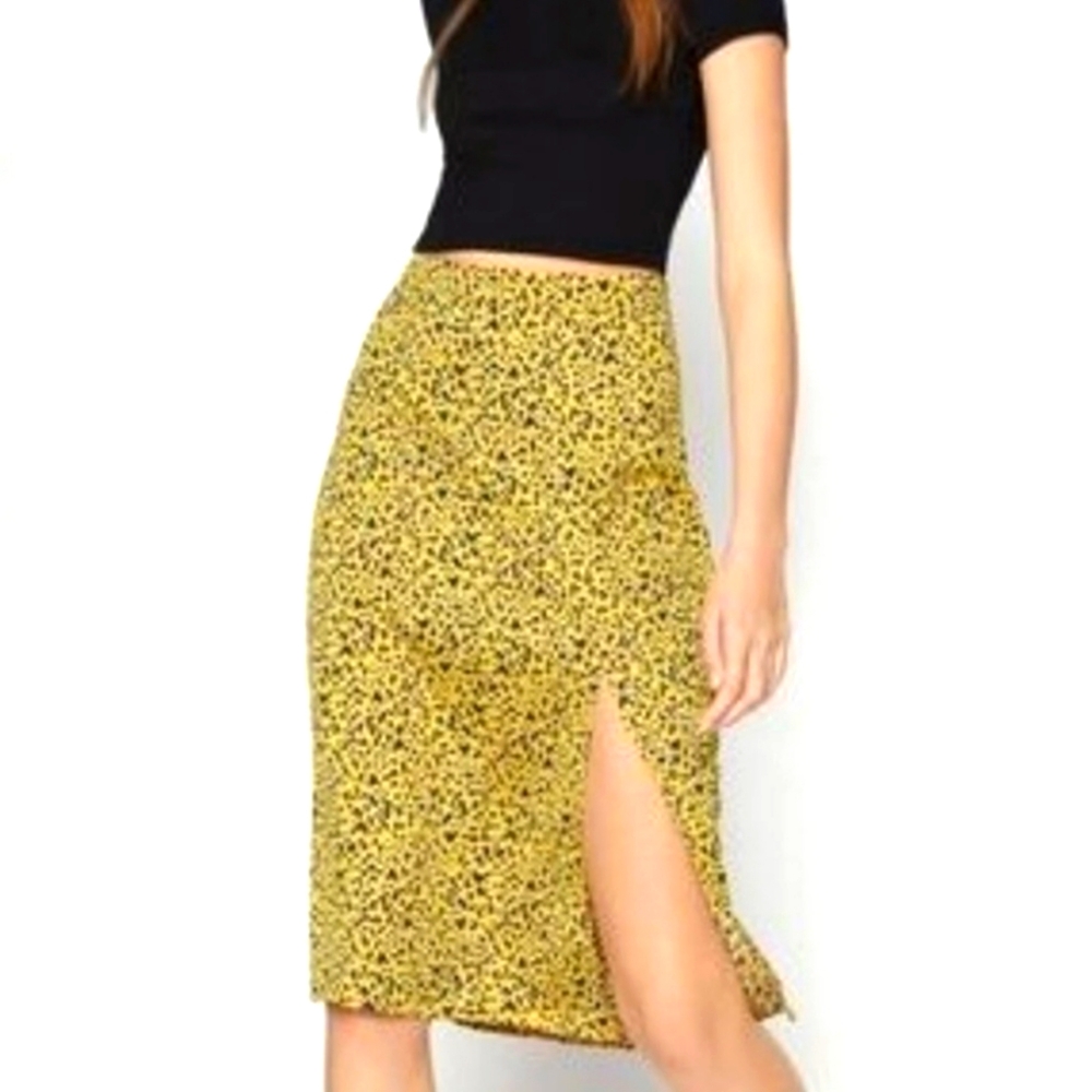 BCBG Golden Yellow Leopard Print Skirt